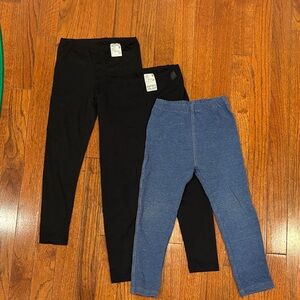 Uniqlo Kids Leggings in Black (Heattech) and Blue 3-4Y